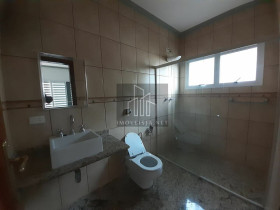 Casa com 3 Quartos à Venda, 400 m² em Alphaville - Santana De Parnaíba