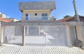 Casa de Condomínio com 2 Quartos à Venda, 57 m² em Ocian - Praia Grande