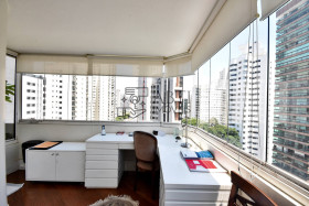 Apartamento com 4 Quartos à Venda, 311 m² em Campo Belo - São Paulo
