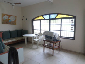 Casa com 4 Quartos à Venda, 100 m² em Loty - Itanhaem
