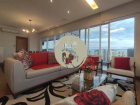 Apartamento com 4 Quartos à Venda, 240 m² em Embare - Santos