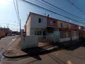 Casa com 2 Quartos à Venda, 68 m² em Nova Mirim - Praia Grande
