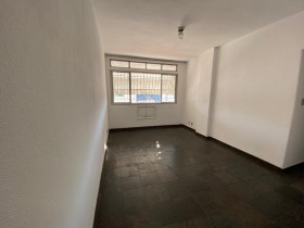 Apartamento com 2 Quartos à Venda, 68 m² em Ingá - Niterói