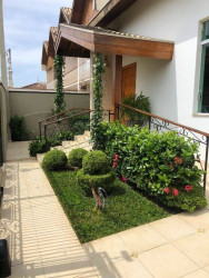 Casa com 5 Quartos à Venda, 210 m² em Solar Da Mantiqueira - Tremembé