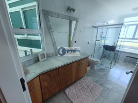 Casa de Condomínio com 5 Quartos à Venda, 830 m² em Alphaville Residencial Zero - Barueri