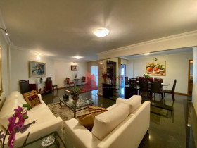 Apartamento com 3 Quartos à Venda, 209 m² em Centro - Itajaí