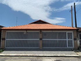 Casa de Condomínio com 2 Quartos à Venda,  em Mirim - Praia Grande