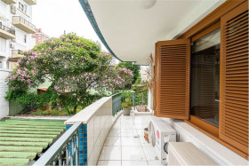 Apartamento com 3 Quartos à Venda, 131 m² em Higienópolis - Porto Alegre