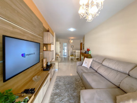 Apartamento com 2 Quartos à Venda, 207 m² em Estreito - Florianópolis