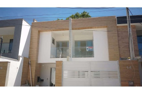 Casa com 2 Quartos à Venda, 85 m² em Vargem Grande - Rio De Janeiro