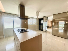 Apartamento com 4 Quartos à Venda, 337 m² em Canto Do Forte - Praia Grande