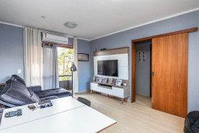 Apartamento com 2 Quartos à Venda, 145 m² em Santa Cecília - Porto Alegre