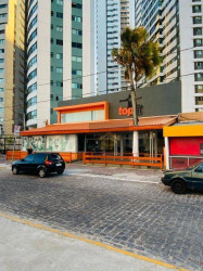 Edifício Residencial para Alugar, 800 m² em Pina - Recife