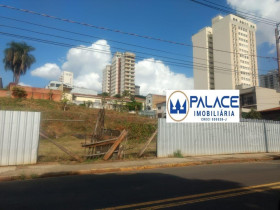Terreno para Alugar, 1.569 m² em Centro - Piracicaba