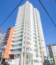 Apartamento com 3 Quartos à Venda, 202 m² em Centro - Torres