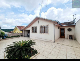 Casa com 4 Quartos à Venda, 165 m² em Contorno - Ponta Grossa