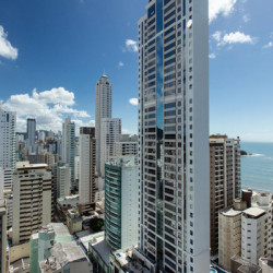 Apartamento com 3 Quartos à Venda, 159 m² em Centro - Balneário Camboriú