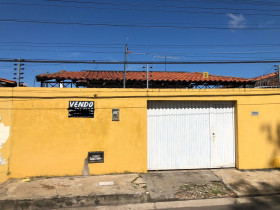 Casa com 2 Quartos à Venda, 300 m² em Pedra Mole - Teresina