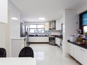 Apartamento com 4 Quartos à Venda, 640 m² em Moema - São Paulo