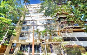 Apartamento com 2 Quartos à Venda,  em Laranjeiras - Rio De Janeiro