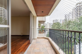 Apartamento com 3 Quartos à Venda, 142 m² em Morumbi - São Paulo