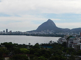Cobertura com 2 Quartos à Venda,  em Humaitá - Rio De Janeiro