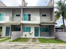 Casa com 3 Quartos à Venda,  em Flores - Manaus