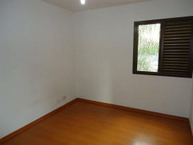 Apartamento com 3 Quartos à Venda, 129 m² em Vila Uberabinha - São Paulo
