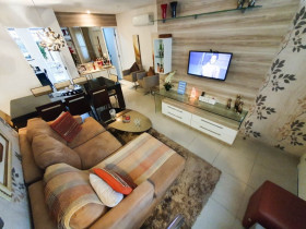 Casa com 2 Quartos à Venda, 102 m² em Lagoa Redonda - Fortaleza