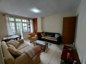Apartamento com 2 Quartos à Venda, 50 m² em Várzea - Teresópolis