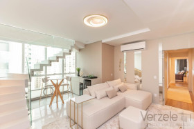 Apartamento com 3 Quartos à Venda, 308 m² em Centro - Balneário Camboriú