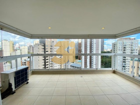 Apartamento com 3 Quartos à Venda, 137 m² em Morumbi - São Paulo
