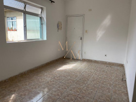 Apartamento com 2 Quartos à Venda, 65 m² em Embaré - Santos