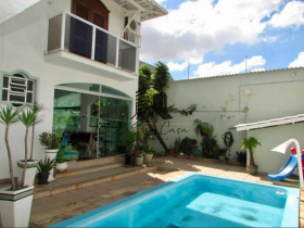 Casa com 4 Quartos à Venda, 371 m² em São José - Belo Horizonte