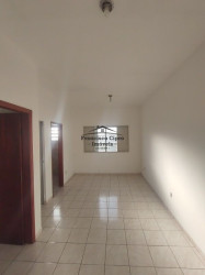 Kitnet à Venda, 30 m² em Walter Arantes (vila Indiana) - Guaratinguetá