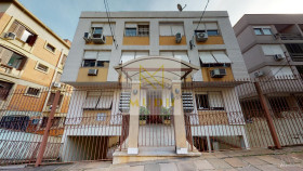 Apartamento com 2 Quartos à Venda, 69 m² em Auxiliadora - Porto Alegre