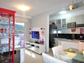 Apartamento com 2 Quartos à Venda, 56 m² em Jardim Carvalho - Porto Alegre