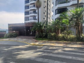 Apartamento com 4 Quartos à Venda, 190 m² em Vila Rosália - Guarulhos