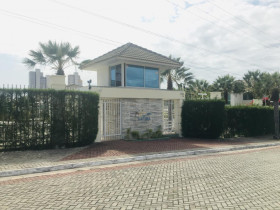 Casa com 4 Quartos à Venda, 185 m² em Praia Do Futuro Ii - Fortaleza