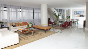 Imóvel com 3 Quartos à Venda, 587 m² em Belvedere - Belo Horizonte