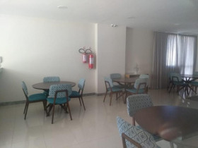 Apartamento à Venda, 50 m² em Caminho Das árvores - Salvador