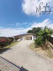Casa com 4 Quartos à Venda, 218 m² em Profipo - Joinville