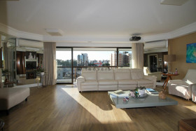 Apartamento com 4 Quartos à Venda, 208 m² em Batel - Curitiba