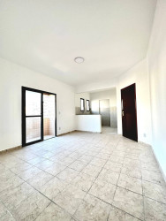 Apartamento com 2 Quartos à Venda, 65 m² em Mirim - Praia Grande