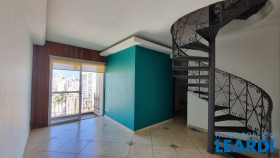 Apartamento com 2 Quartos à Venda, 144 m² em Cambuci - São Paulo