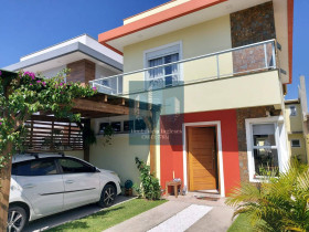 Casa com 4 Quartos à Venda, 200 m² em São João Do Rio Vermelho - Florianópolis