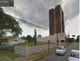 Terreno à Venda, 1.453 m² em Três Marias - Curitiba
