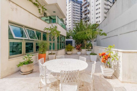 Apartamento com 4 Quartos à Venda, 228 m² em Vila Andrade - São Paulo