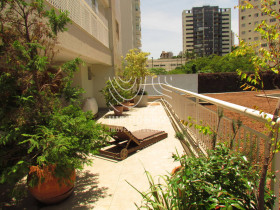 Apartamento com 3 Quartos à Venda, 220 m² em Vila Alexandria - São Paulo