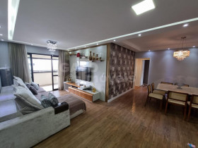 Apartamento com 3 Quartos à Venda, 141 m² em Vila Assunção - Santo André